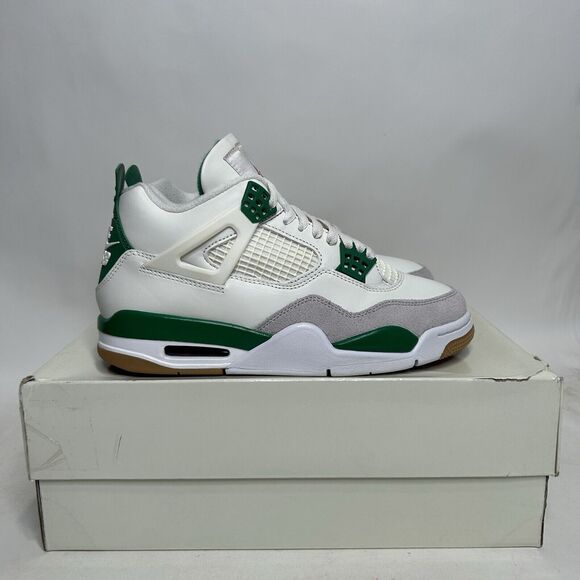 Nike Shoes Air Jordan 4 Retro SP x Nike SB “Pine Green” 2024 - Picture 4 of 8